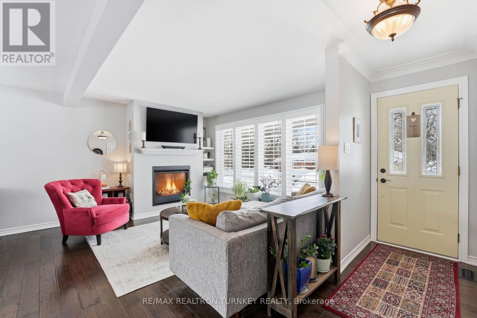 27 Marion Crescent, Barrie, Ontario  L4M 2L4 - Photo 4 - S12824334