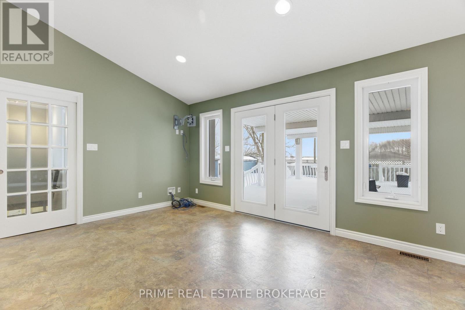 40987 Kirkton Road, South Huron, Ontario  N0M 1S5 - Photo 13 - X12730576