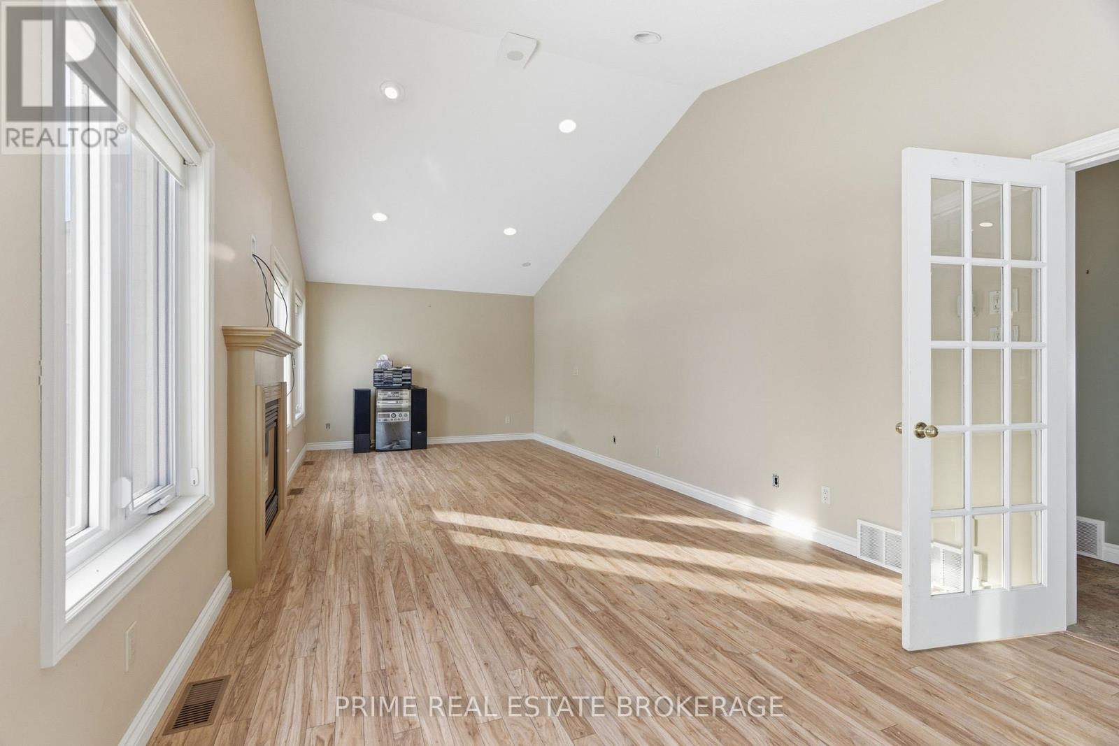 40987 Kirkton Road, South Huron, Ontario  N0M 1S5 - Photo 27 - X12730576