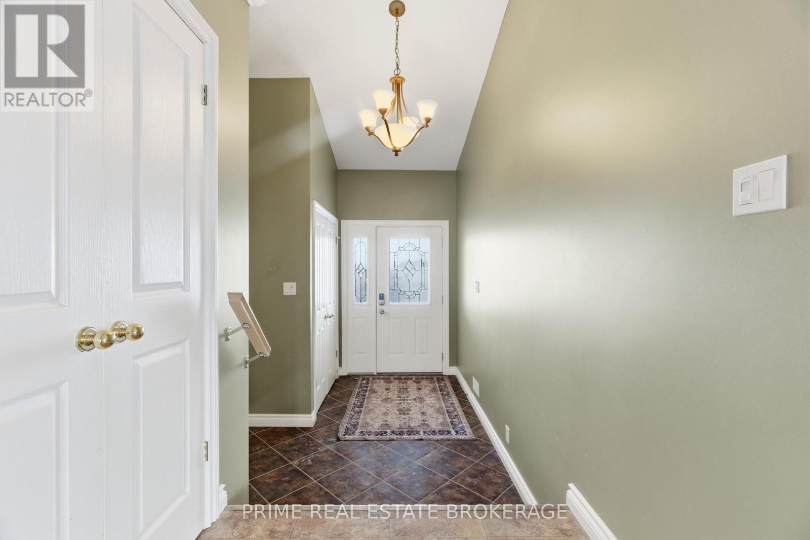 40987 Kirkton Road, South Huron, Ontario  N0M 1S5 - Photo 6 - X12730576