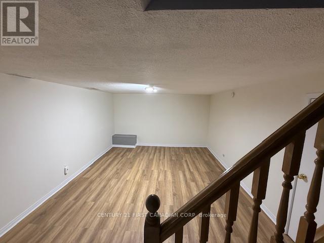 17 Vincent Crescent E, London South, Ontario  N6C 4X9 - Photo 39 - X12824162