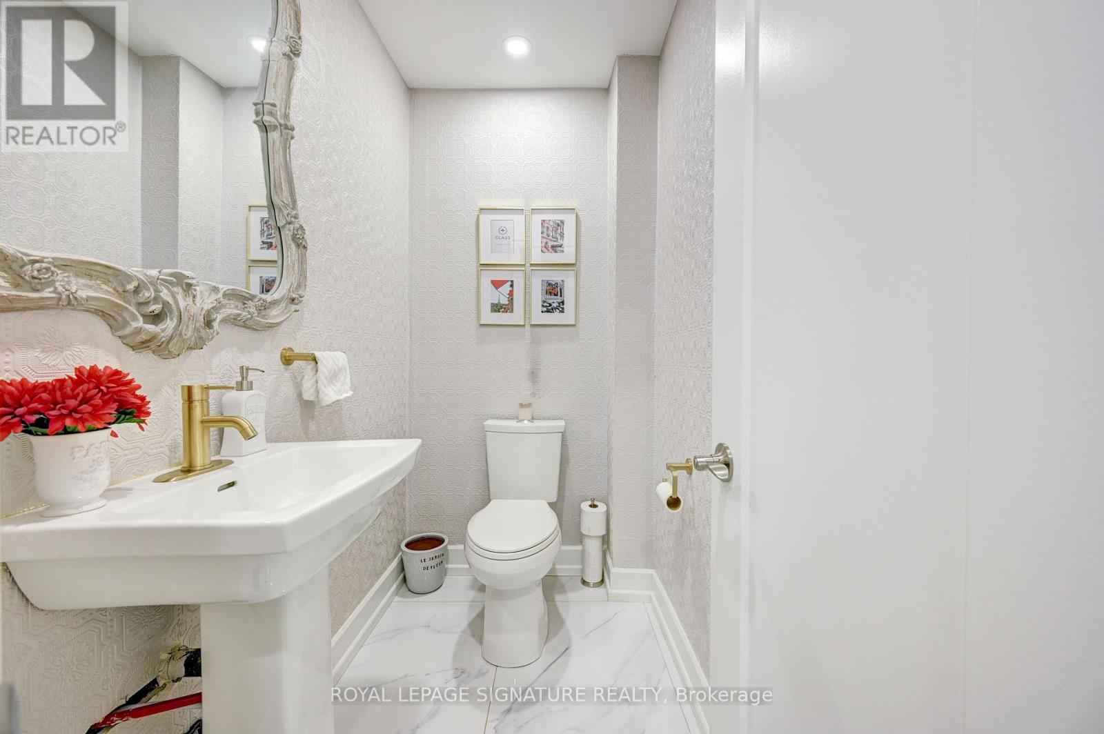 3035 Saracen Court, Mississauga, Ontario  L5N 3G9 - Photo 23 - W12824308