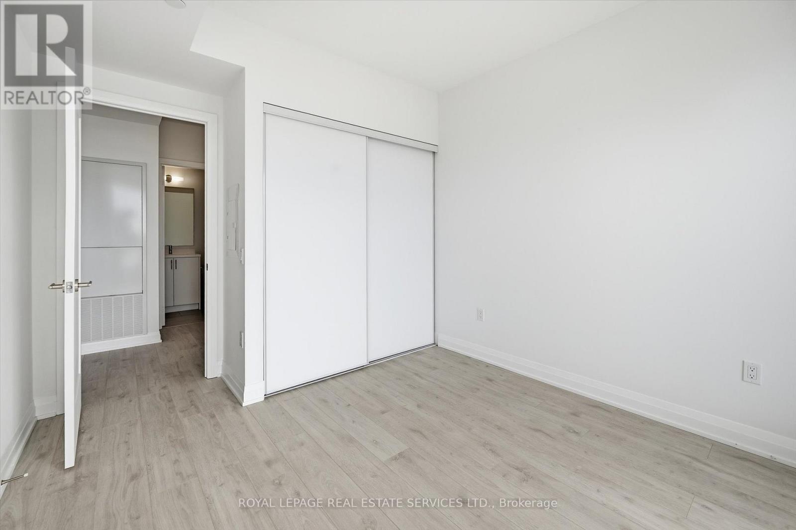 519 - 412 Silver Maple Road, Oakville, Ontario  L6H 7X8 - Photo 19 - W12824348