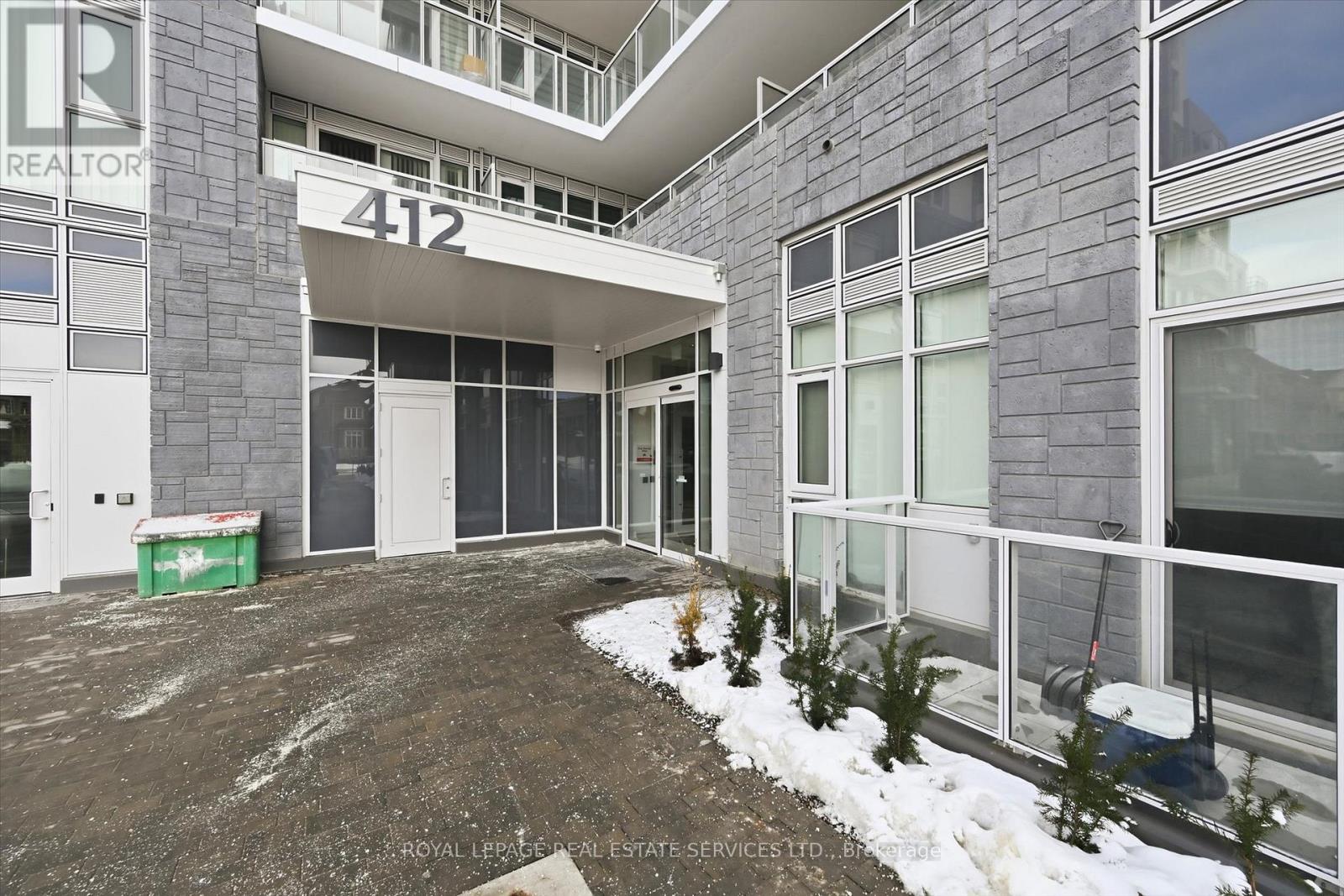 519 - 412 Silver Maple Road, Oakville, Ontario  L6H 7X8 - Photo 3 - W12824348