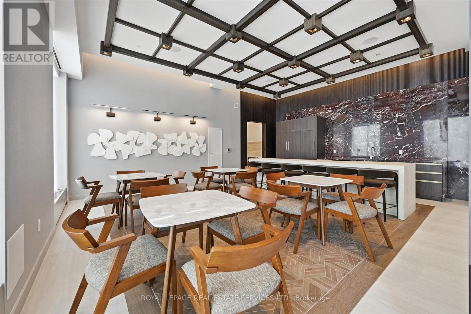 519 - 412 Silver Maple Road, Oakville, Ontario  L6H 7X8 - Photo 31 - W12824348