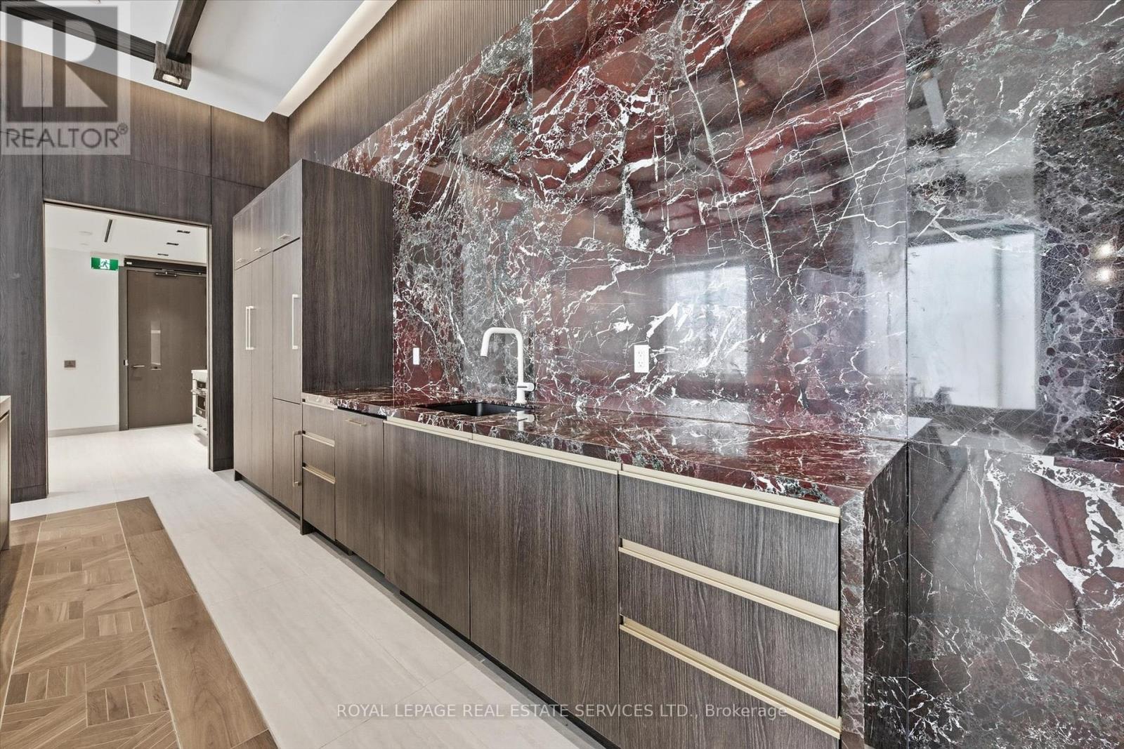 519 - 412 Silver Maple Road, Oakville, Ontario  L6H 7X8 - Photo 32 - W12824348