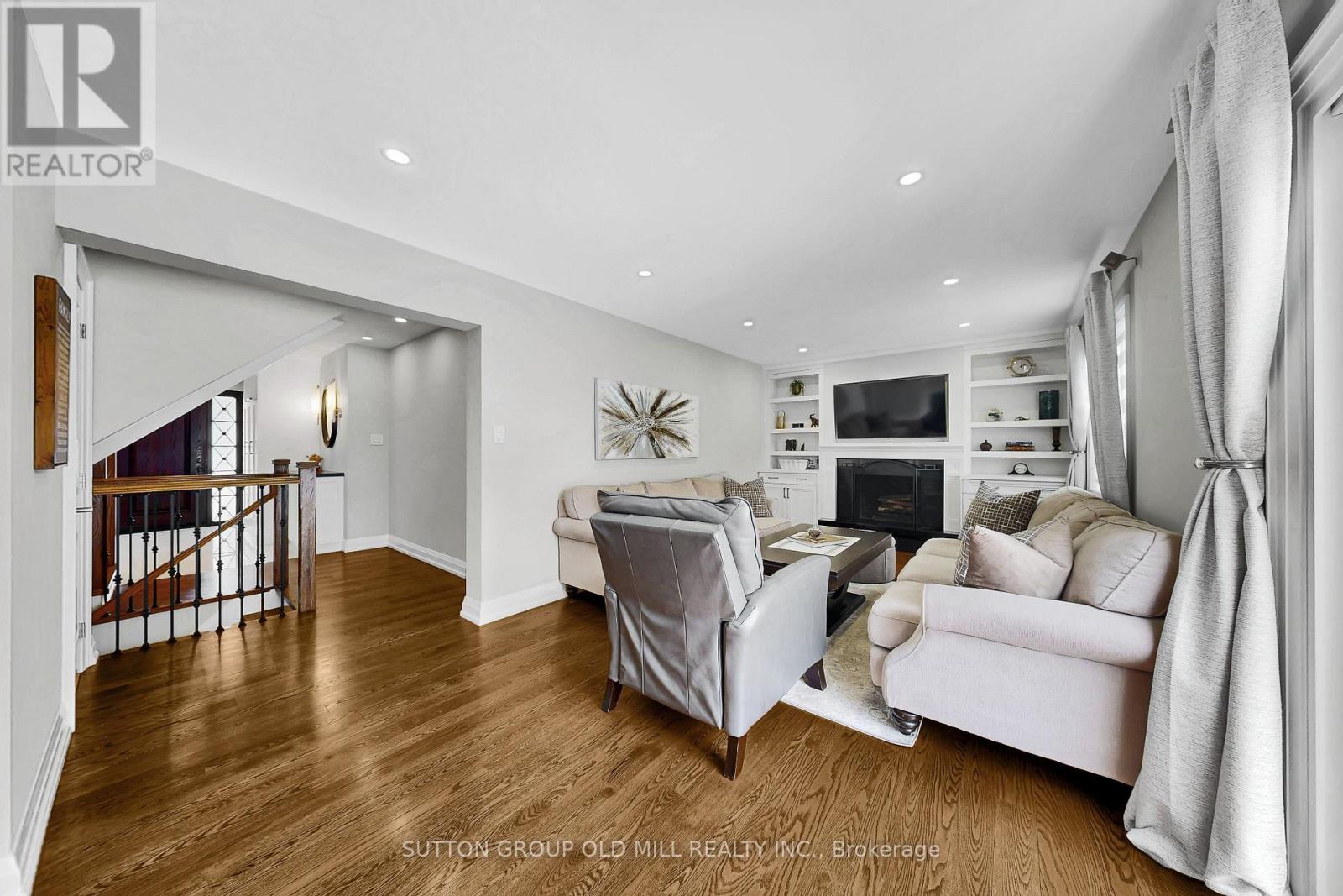 2361 Folkway Drive, Mississauga, Ontario  L5L 3C6 - Photo 17 - W12824350