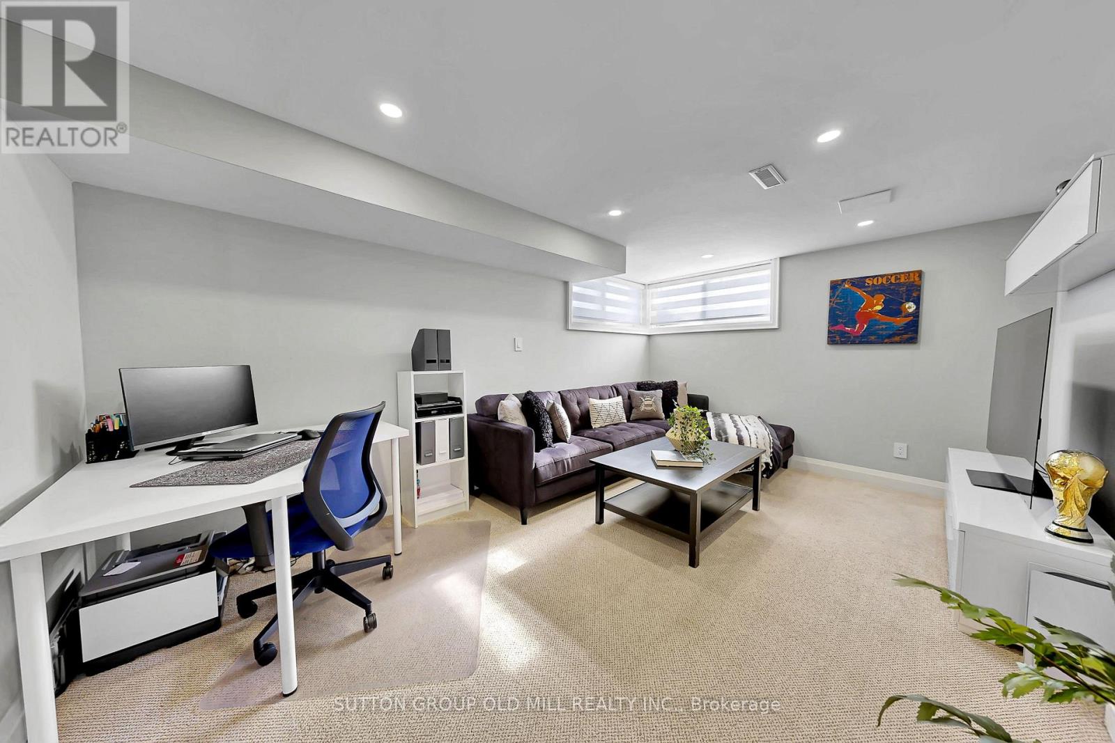 2361 Folkway Drive, Mississauga, Ontario  L5L 3C6 - Photo 37 - W12824350