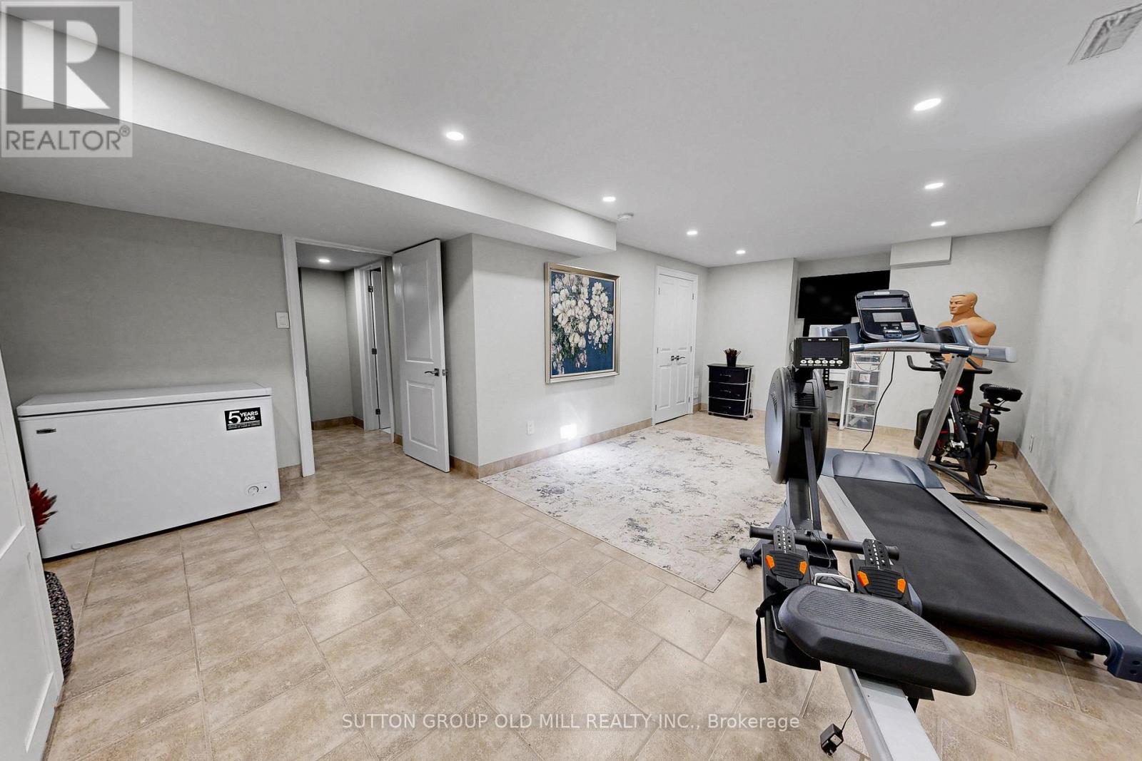 2361 Folkway Drive, Mississauga, Ontario  L5L 3C6 - Photo 45 - W12824350