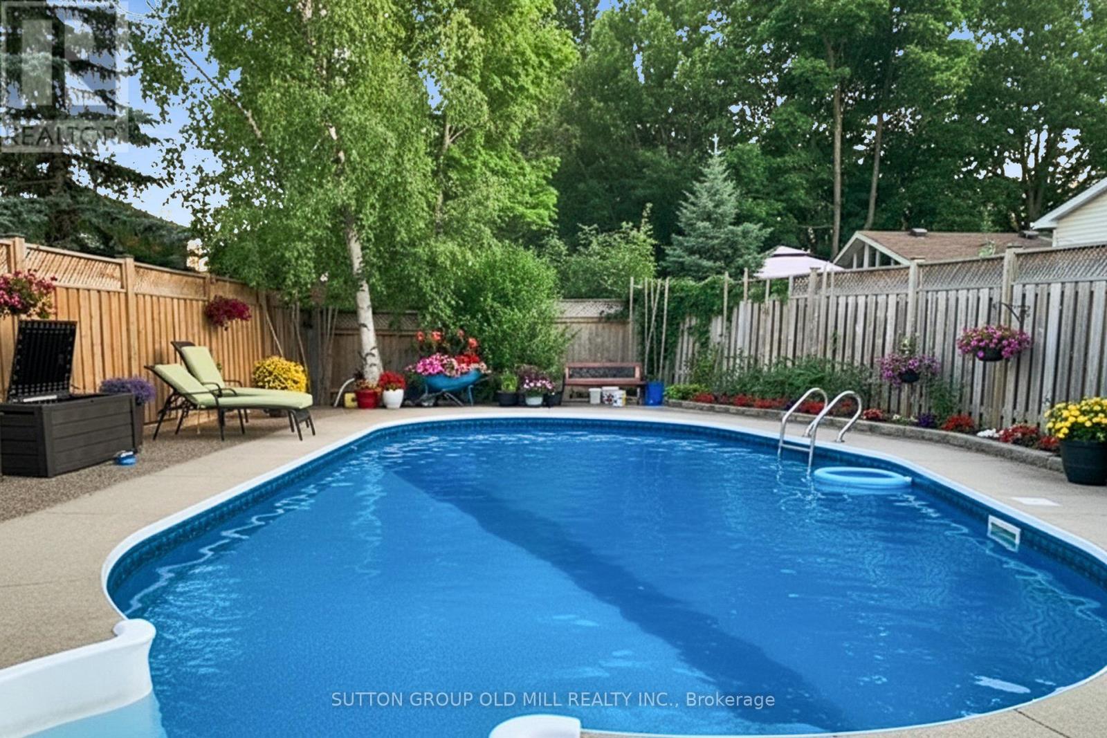 2361 Folkway Drive, Mississauga, Ontario  L5L 3C6 - Photo 49 - W12824350