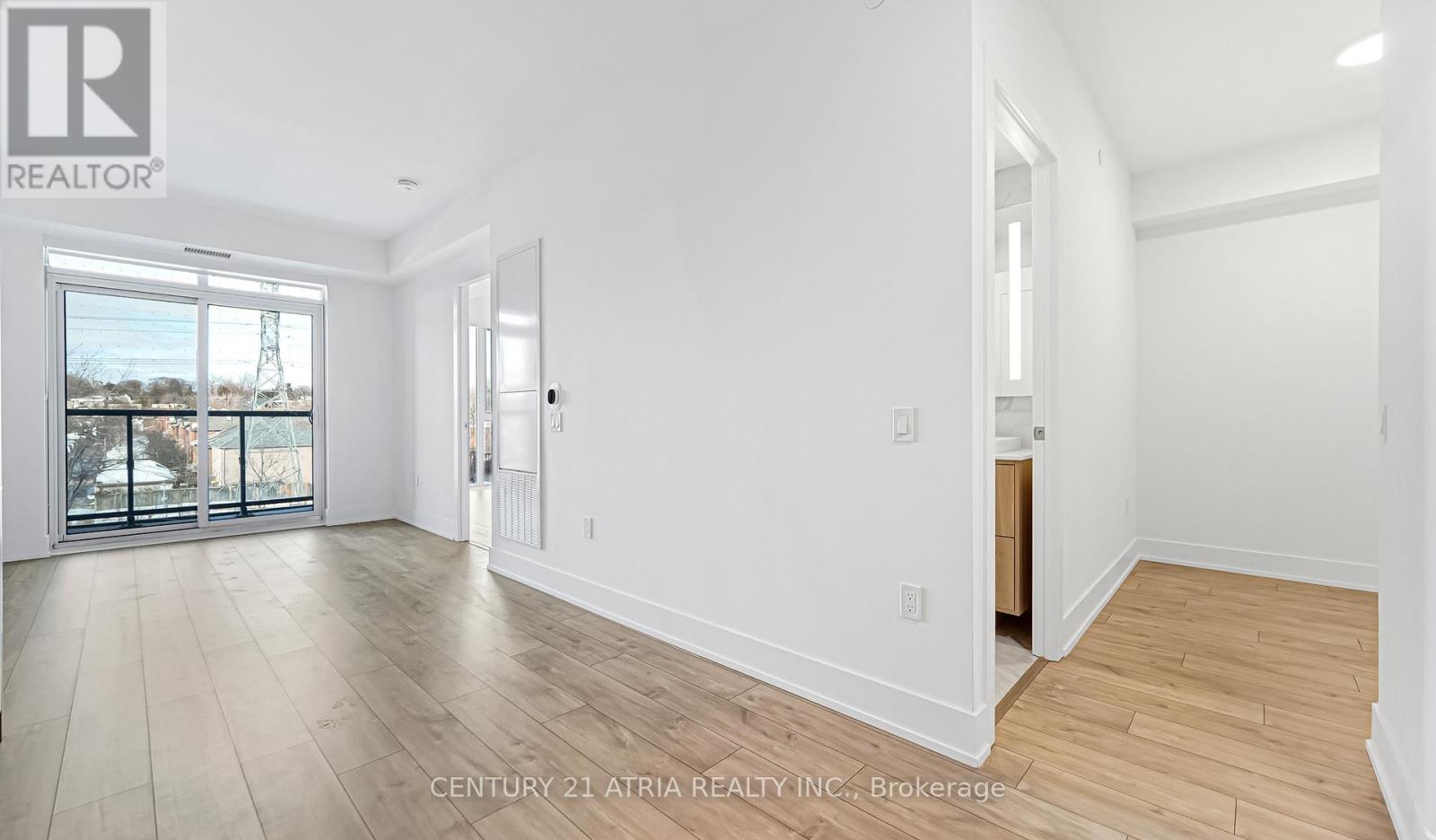 323 - 858 Dupont Street, Toronto, Ontario  M6G 0C1 - Photo 8 - W12824392