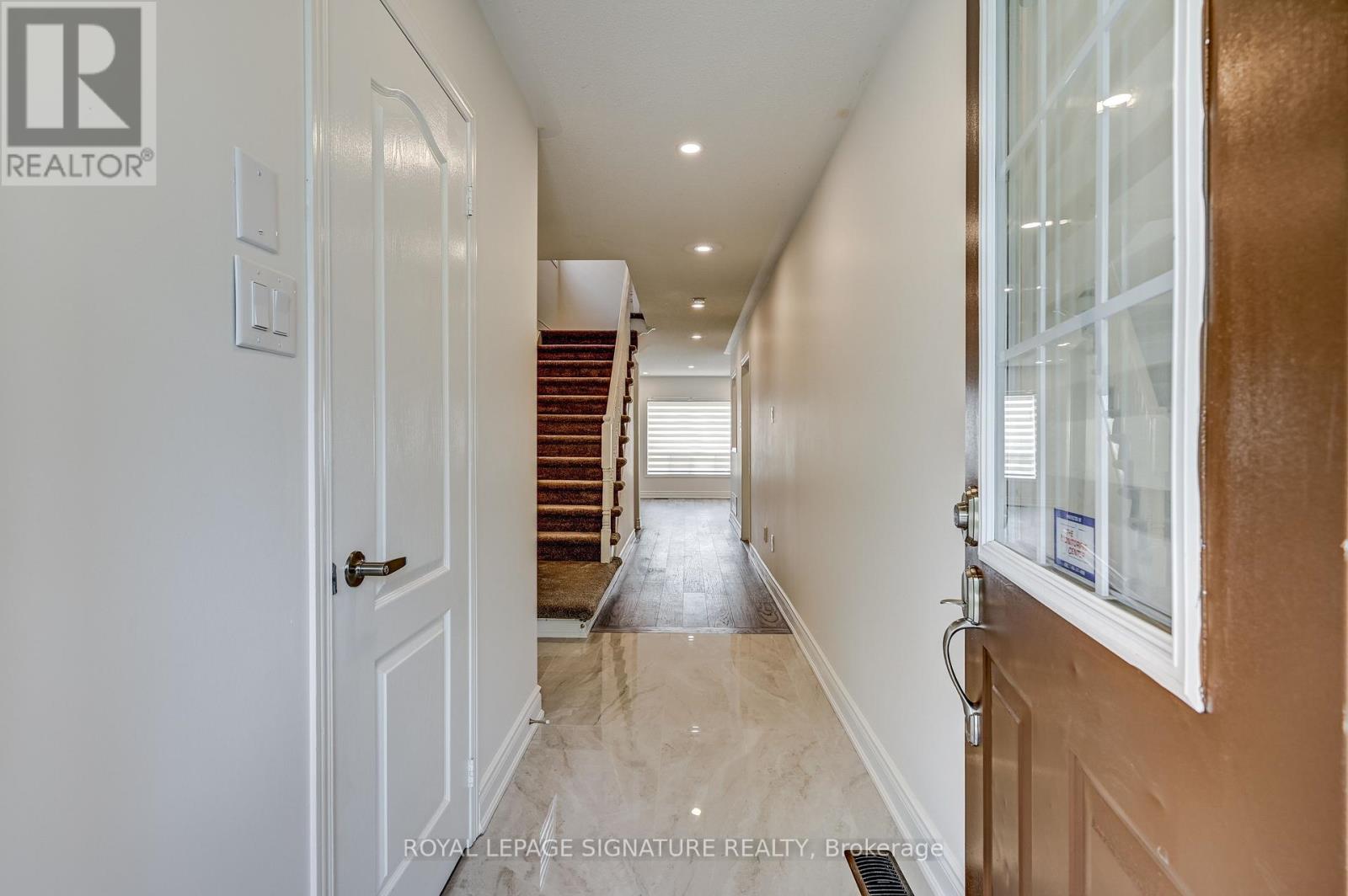 36 - 7360 Zinnia Place, Mississauga, Ontario  L5W 2A3 - Photo 2 - W12824400