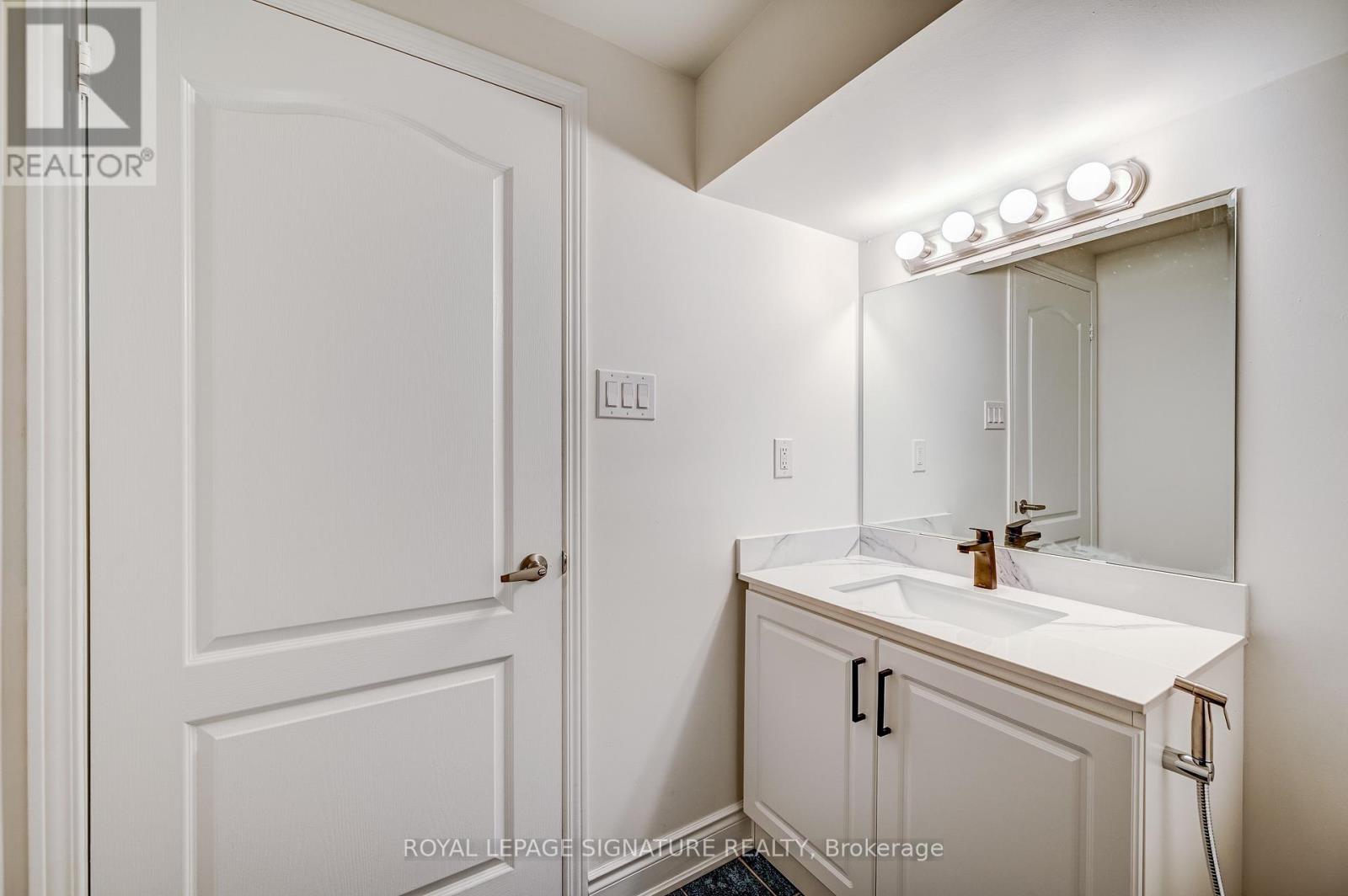 36 - 7360 Zinnia Place, Mississauga, Ontario  L5W 2A3 - Photo 47 - W12824400