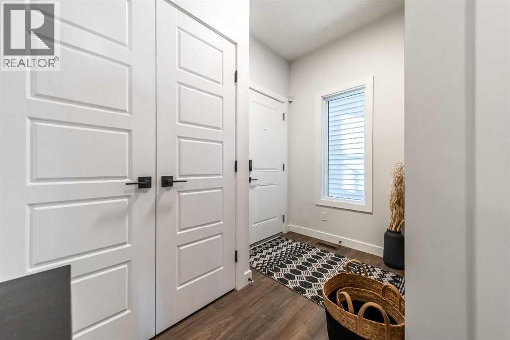 405 Sora Way Se, Calgary, Alberta  T3S 0M3 - Photo 2 - A2286964