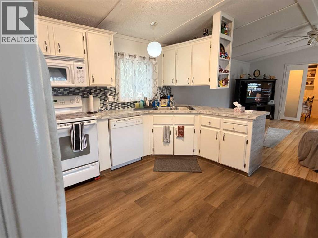 5403 42 Avenue S, Taber, Alberta  T1G 1C1 - Photo 12 - A2286423