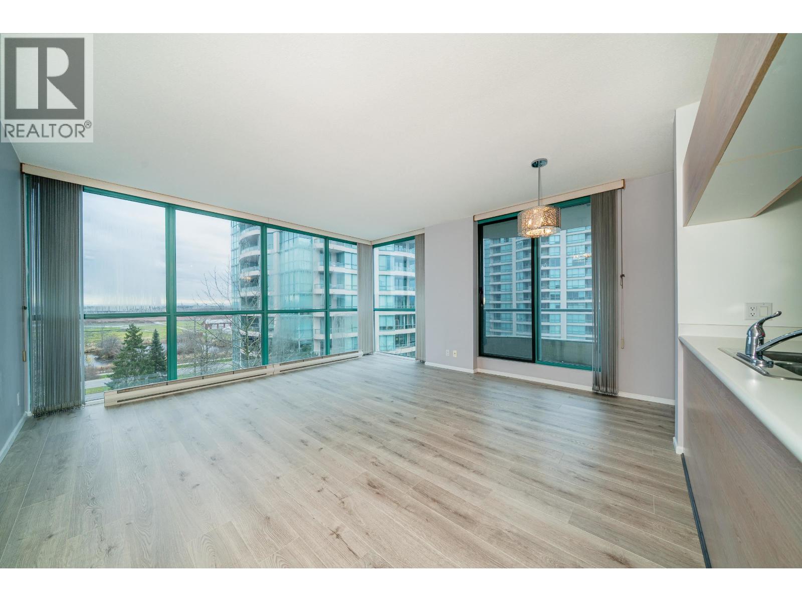 707 8871 Lansdowne Road, Richmond, British Columbia  V6X 3X8 - Photo 9 - R3093893