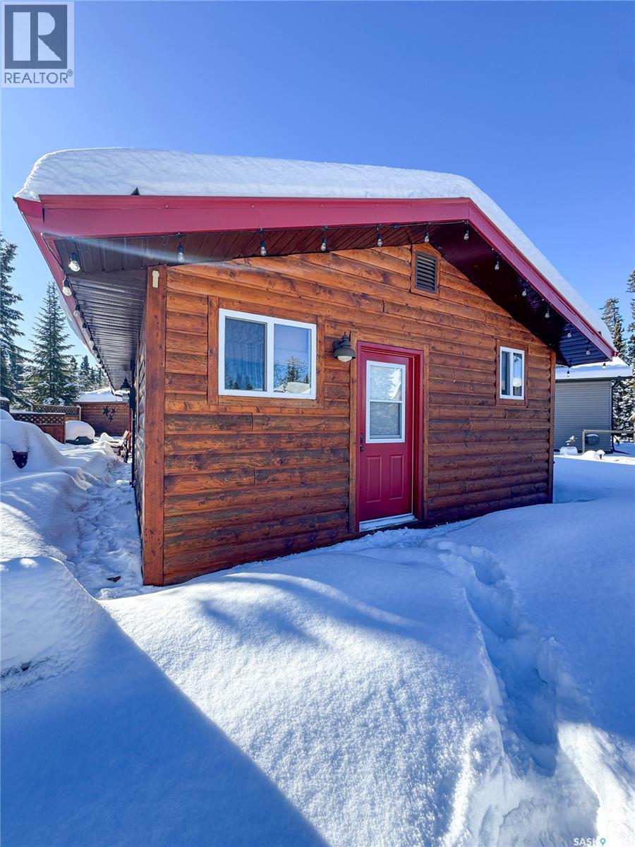 Little Bear Lake Cabin Retreat, Northern Admin District, Saskatchewan