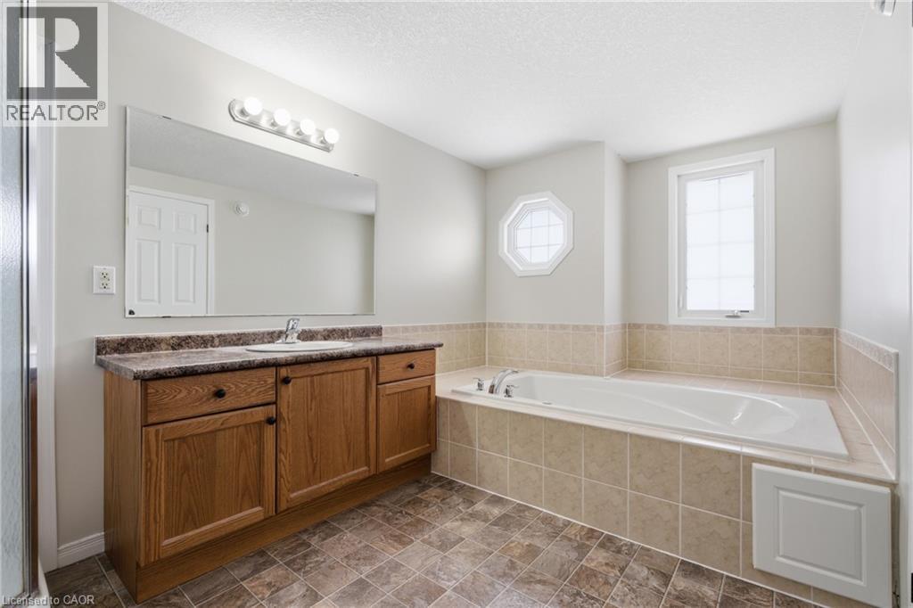 187 Woodbine Avenue, Kitchener, Ontario  N2R 1Y5 - Photo 24 - 40802667