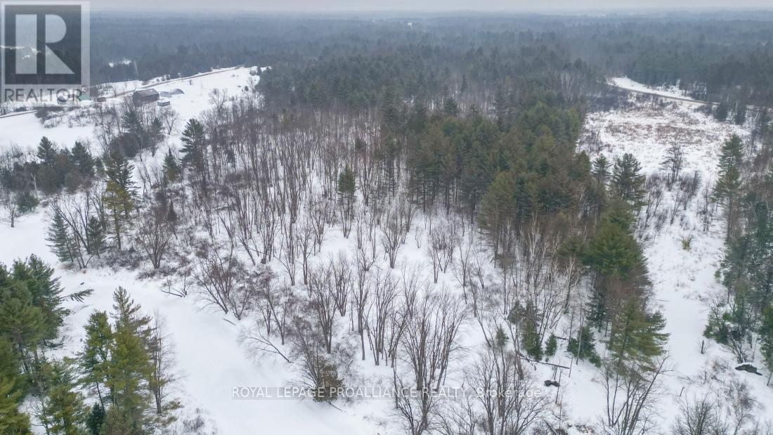 8 Clarke Line Road, Addington Highlands (Addington Highlands), Ontario  K0H 1P0 - Photo 13 - X12824496