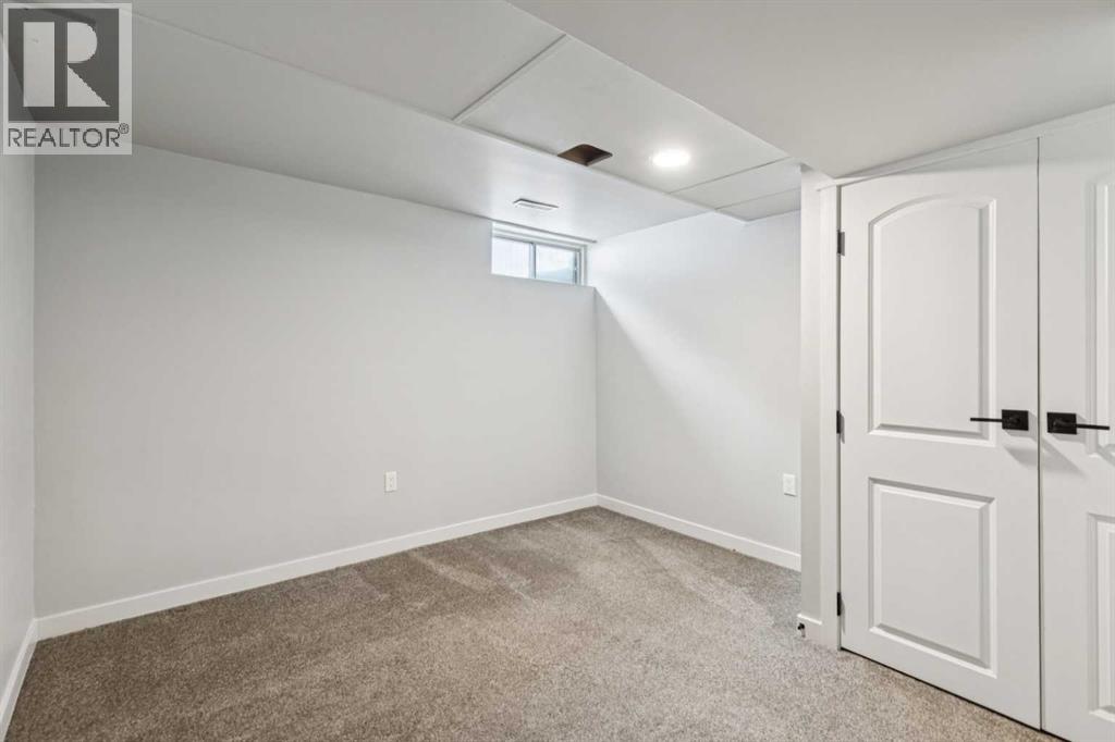 220 Templeby Place Ne, Calgary, Alberta  T1Y 5H1 - Photo 39 - A2281106