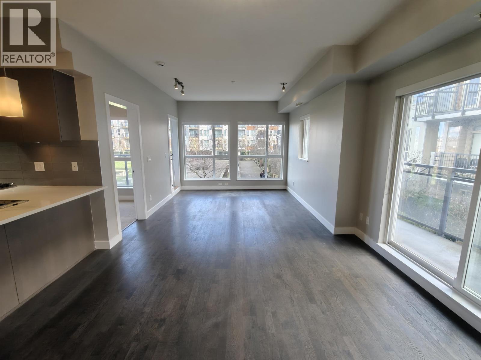 212 10155 River Drive, Richmond, British Columbia  V6X 0L3 - Photo 2 - R3085392