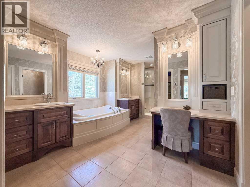 10 Spring Valley Place Sw, Calgary, Alberta  T3H 4V1 - Photo 33 - A2288596