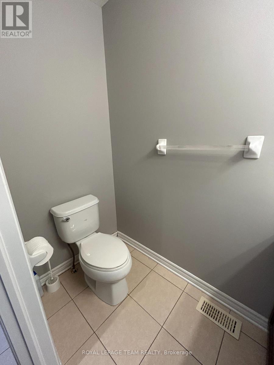 227 Jersey Tea Circle N, Ottawa, Ontario K1V 2L4 - Photo 5 - X12821216