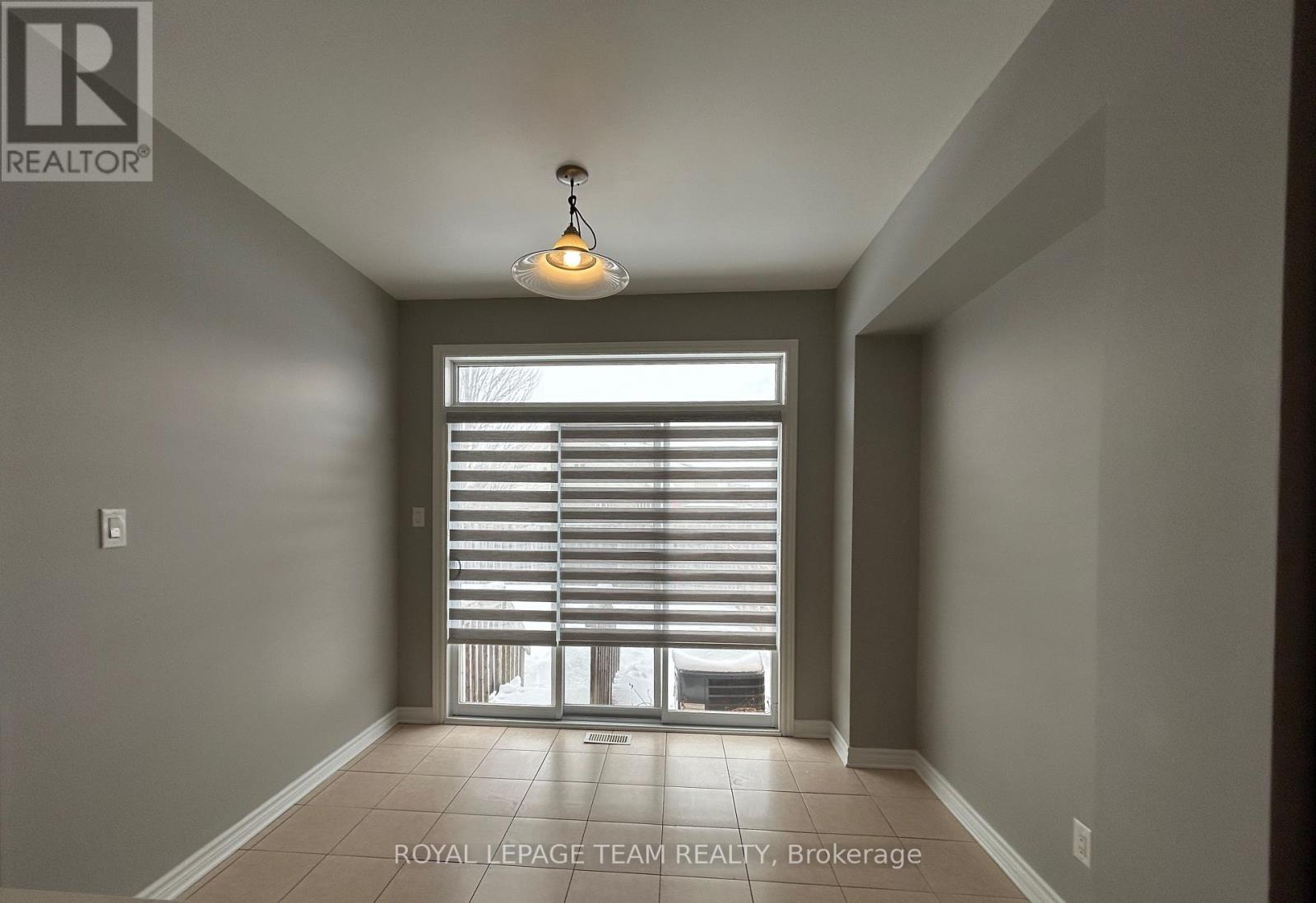 227 Jersey Tea Circle N, Ottawa, Ontario K1V 2L4 - Photo 9 - X12821216