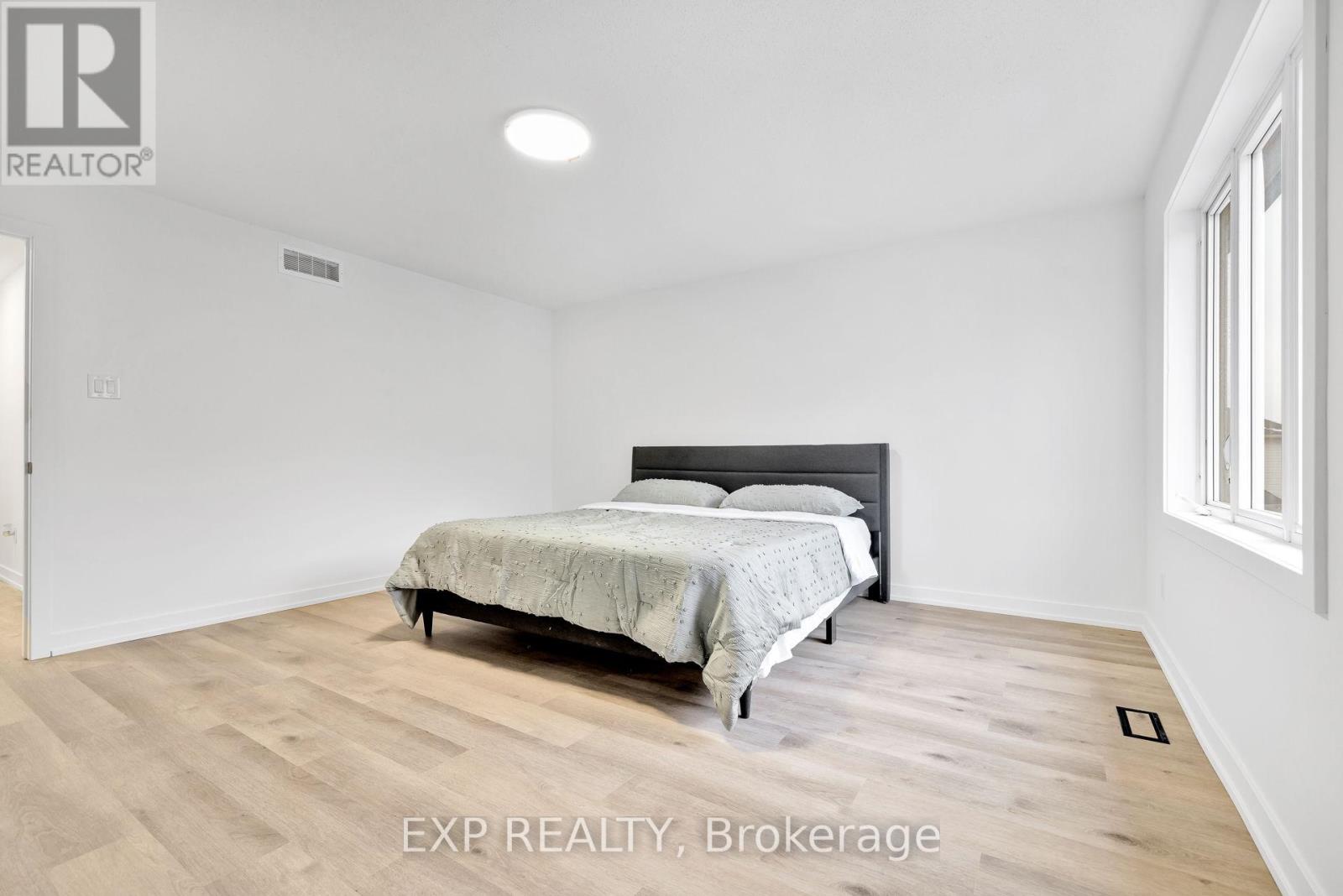 12 Marabrooke Street, Ottawa, Ontario  K2G 7A1 - Photo 22 - X12824450