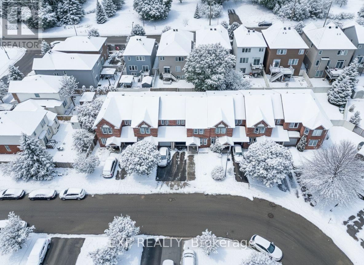 12 Marabrooke Street, Ottawa, Ontario  K2G 7A1 - Photo 33 - X12824450