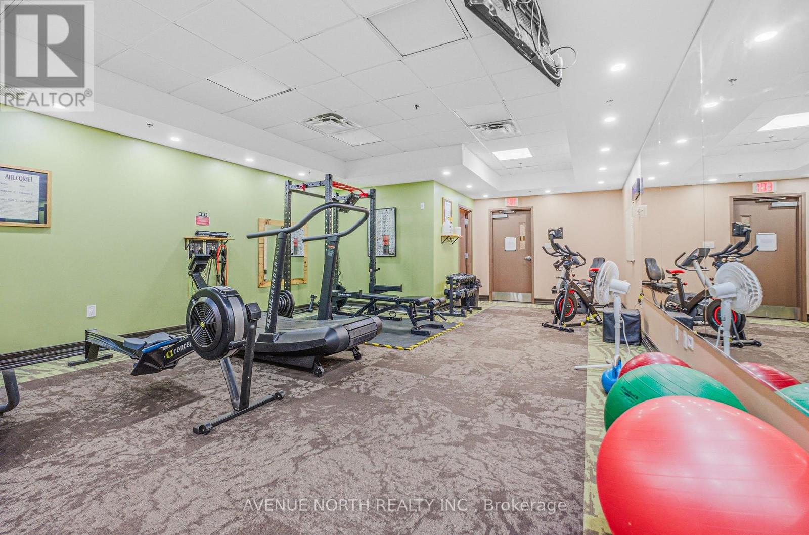 812 - 314 Central Park Drive, Ottawa, Ontario K2C 0R2 - Photo 20 - X12824464