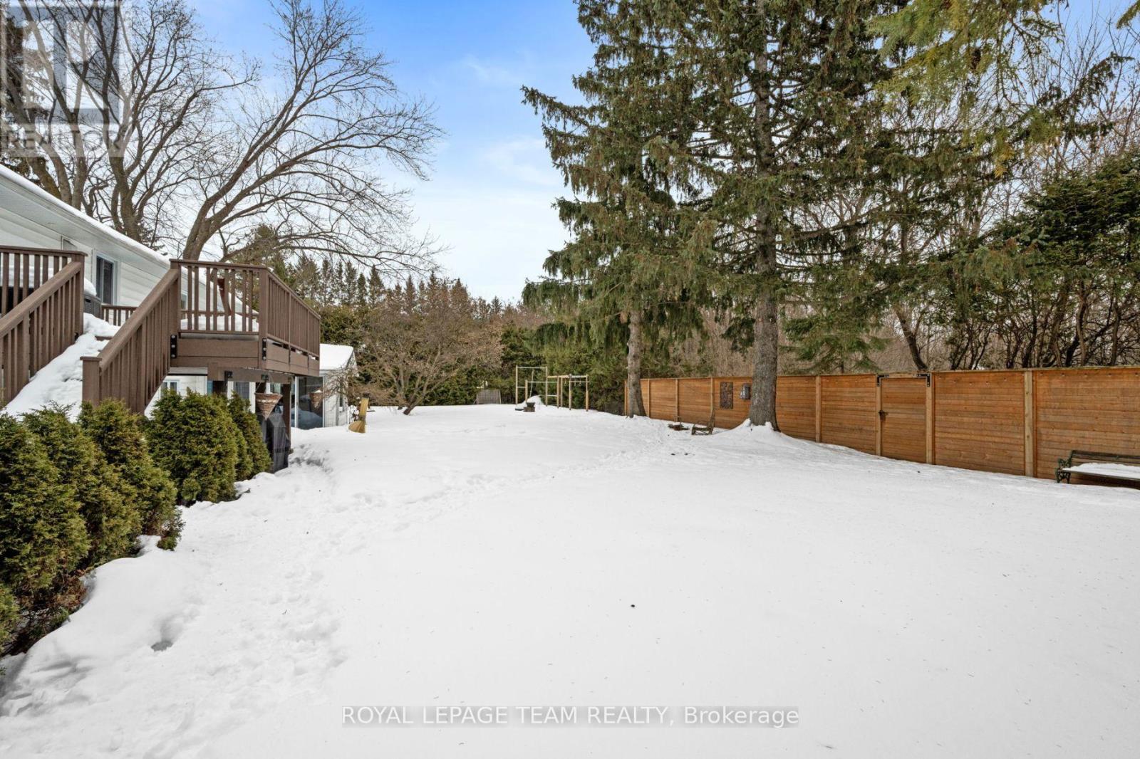 28 Maplehill Way, Ottawa, Ontario  K2C 3H1 - Photo 46 - X12824502