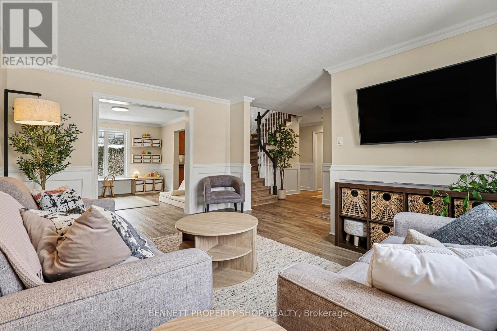 216 Macdougall Street, Russell, Ontario  K4R 1A5 - Photo 3 - X12824546