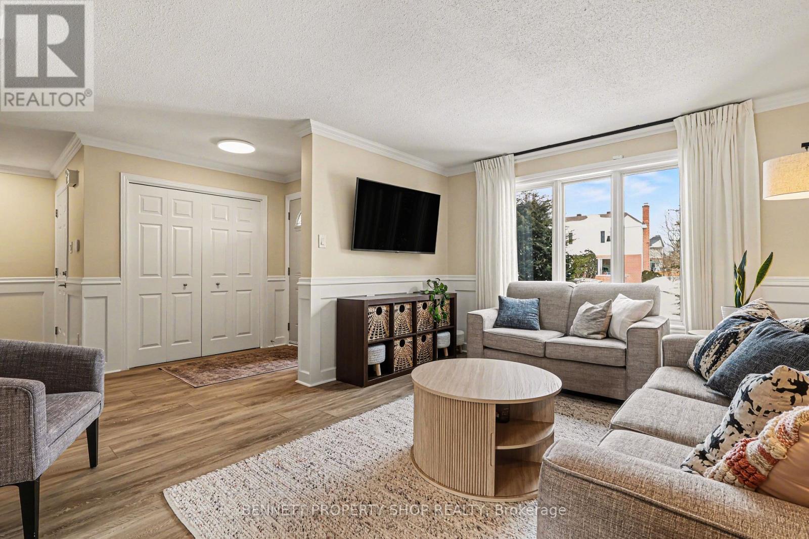 216 Macdougall Street, Russell, Ontario  K4R 1A5 - Photo 5 - X12824546