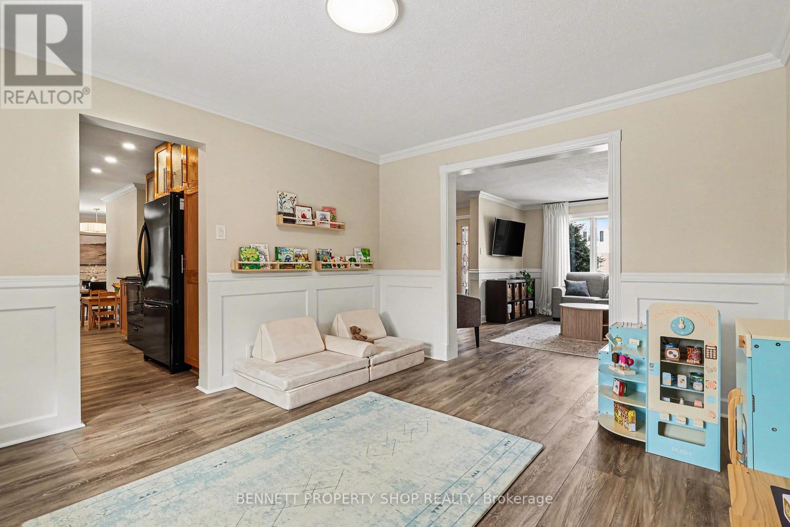 216 Macdougall Street, Russell, Ontario  K4R 1A5 - Photo 7 - X12824546