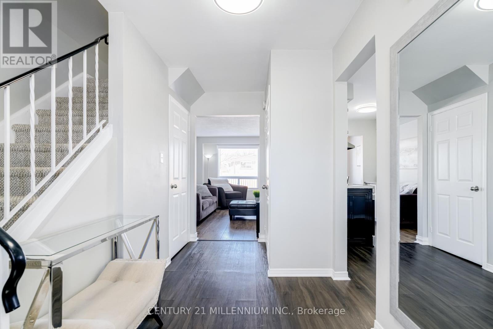 72 Karen Court, Orangeville, Ontario  L9W 3S3 - Photo 12 - W12824422