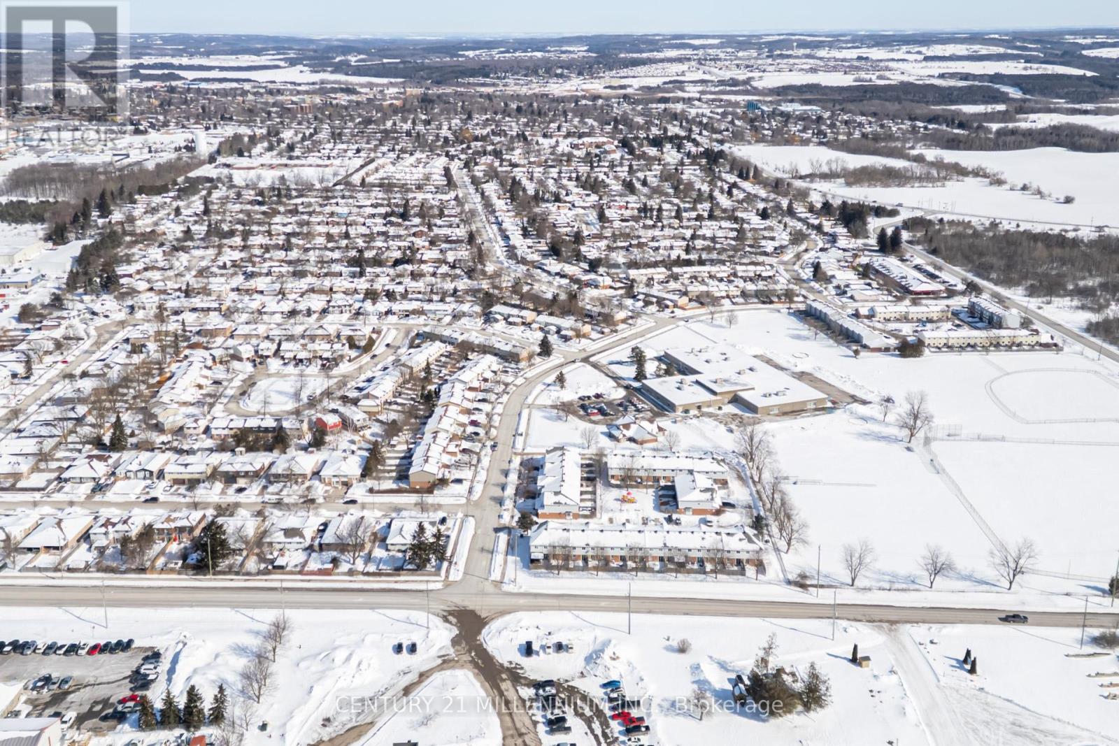 72 Karen Court, Orangeville, Ontario  L9W 3S3 - Photo 44 - W12824422