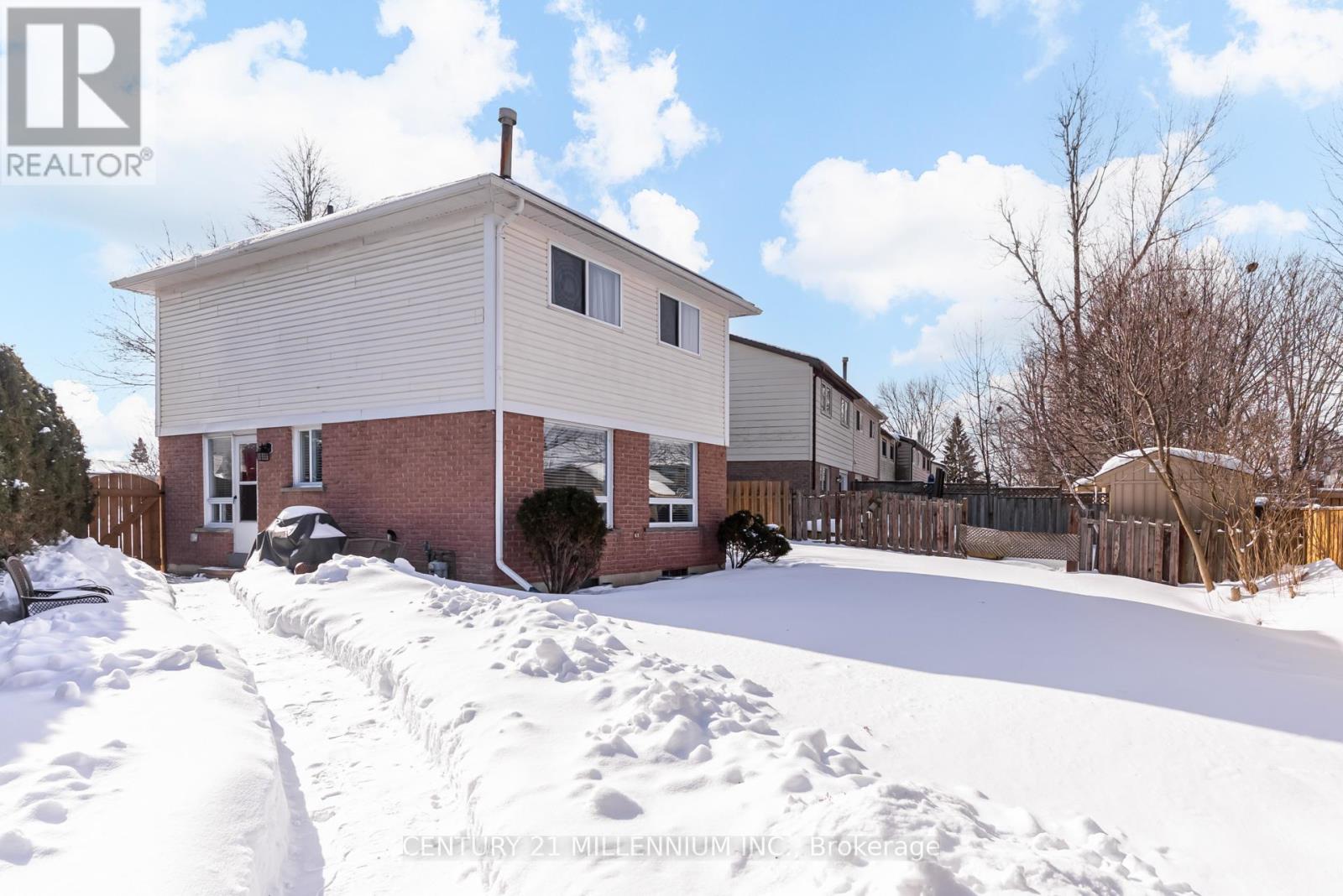 72 Karen Court, Orangeville, Ontario  L9W 3S3 - Photo 7 - W12824422