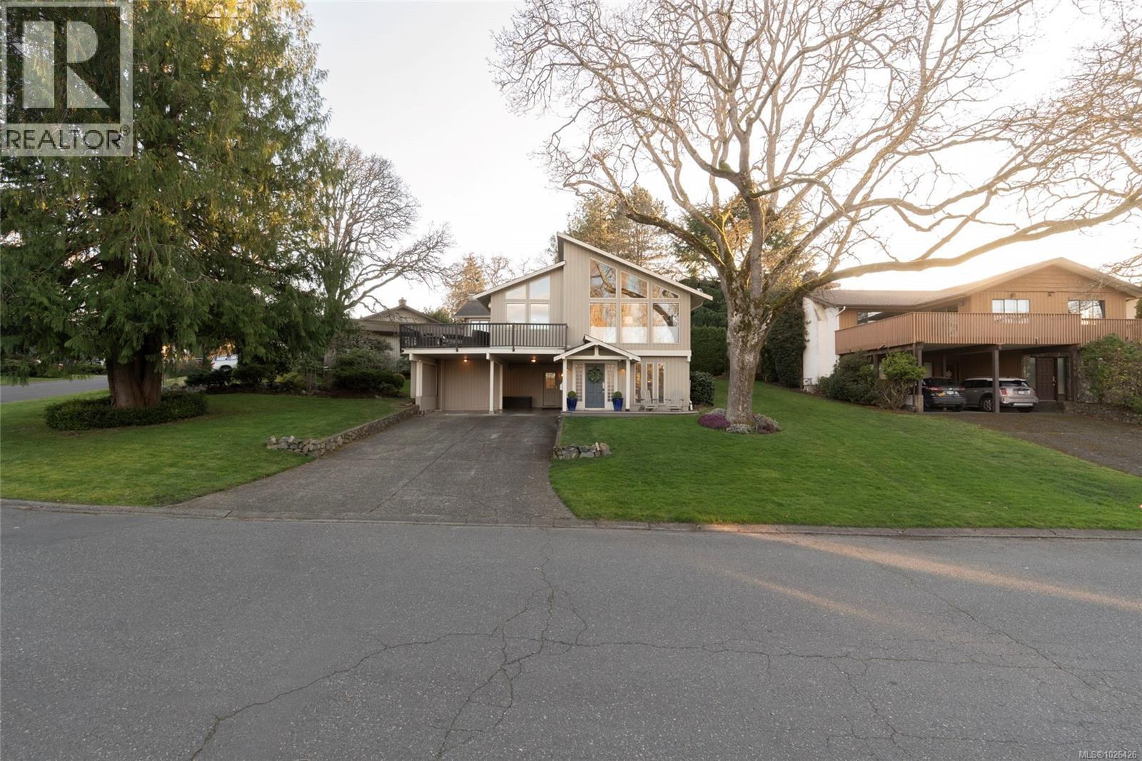 1662 Barksdale Dr, Saanich, British Columbia  V8N 4Z8 - Photo 76 - 1026426