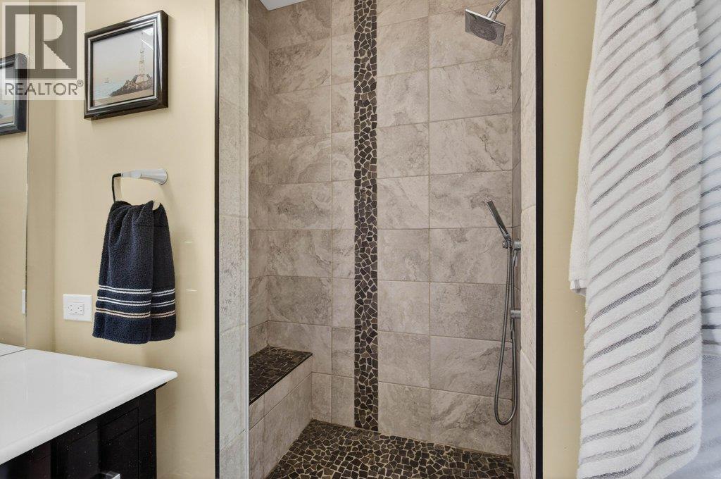 1221 23 Street Se, Salmon Arm, British Columbia  V1E 0C7 - Photo 33 - 10376279