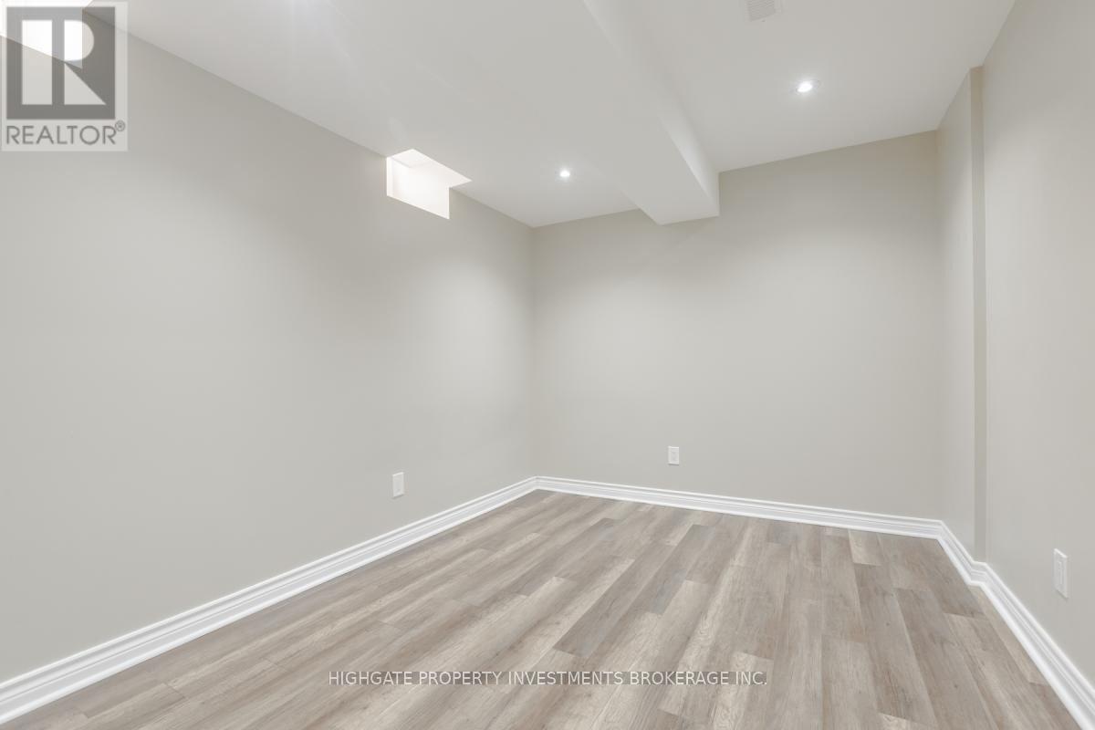 Main&lo - 370 Margueretta Street, Toronto, Ontario  M6H 3S4 - Photo 15 - C12824424