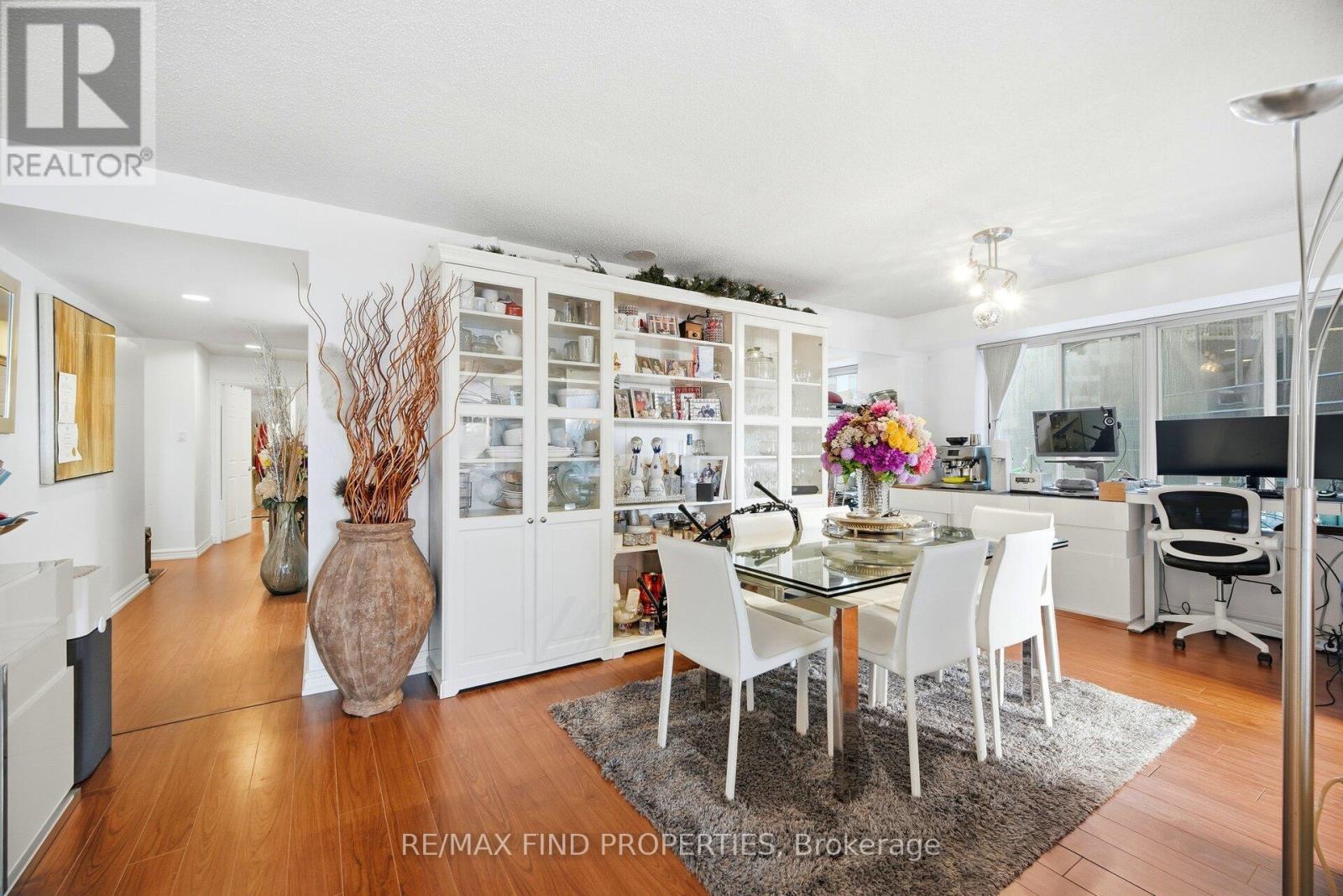 1203 - 33 University Avenue, Toronto, Ontario  M5J 2S7 - Photo 14 - C12824456