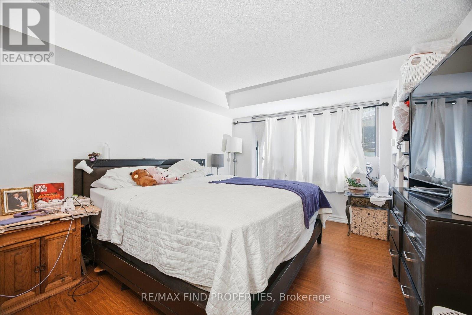 1203 - 33 University Avenue, Toronto, Ontario  M5J 2S7 - Photo 19 - C12824456