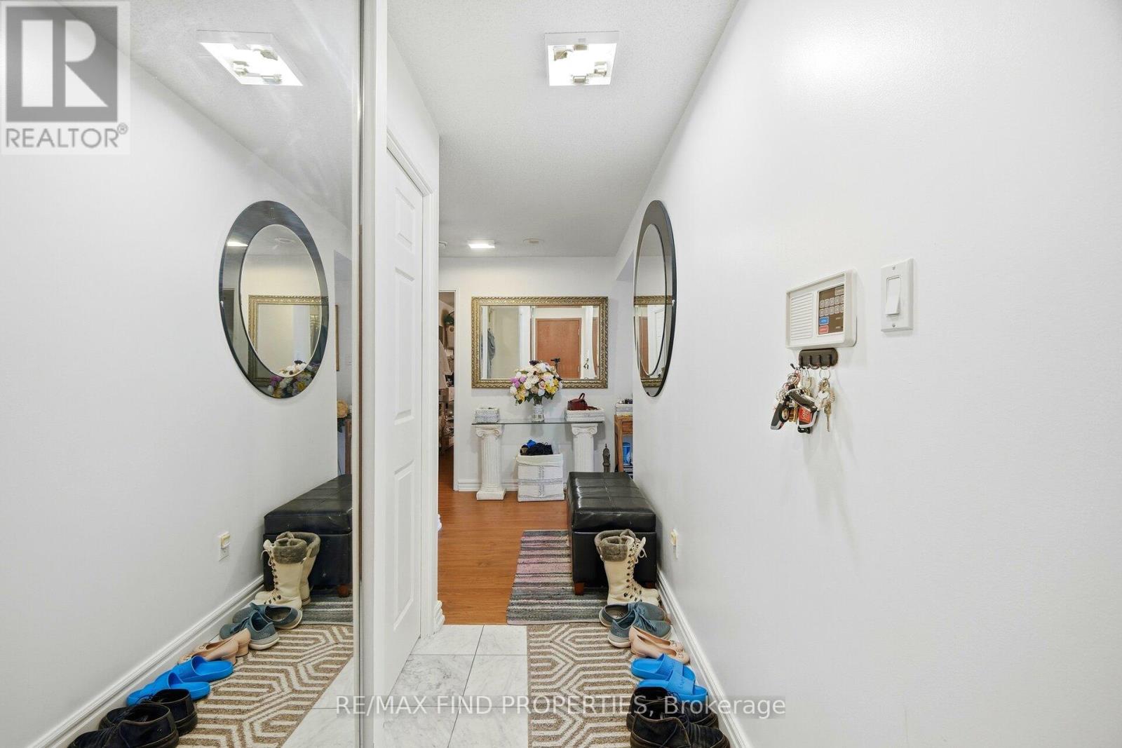 1203 - 33 University Avenue, Toronto, Ontario  M5J 2S7 - Photo 7 - C12824456