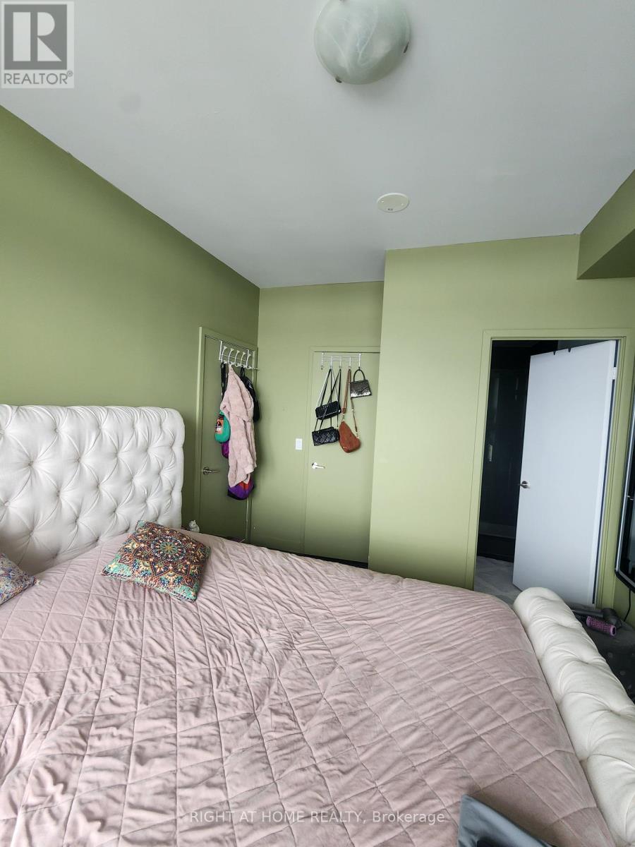 3808 - 8 Eglinton Avenue E, Toronto, Ontario  M4P 0C1 - Photo 14 - C12824572