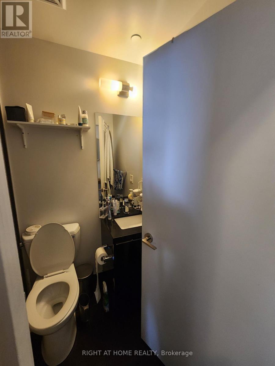 3808 - 8 Eglinton Avenue E, Toronto, Ontario  M4P 0C1 - Photo 22 - C12824572