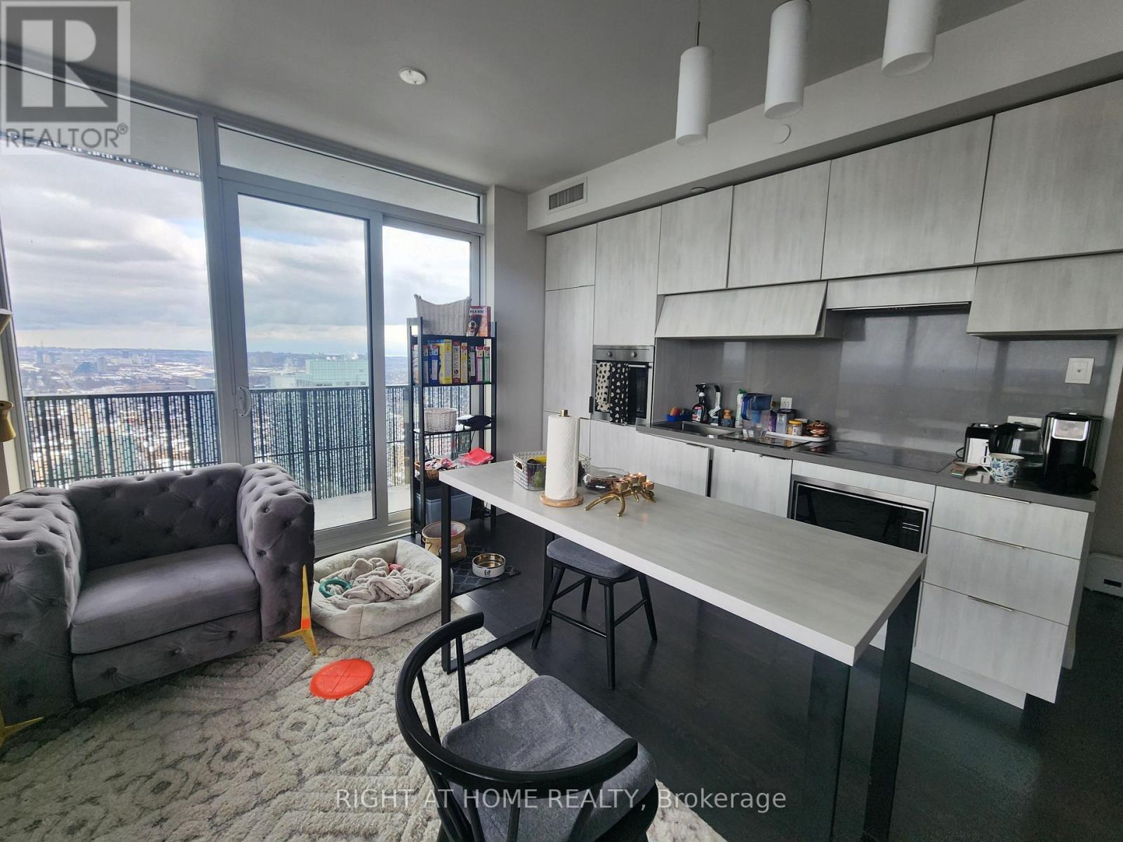 3808 - 8 Eglinton Avenue E, Toronto, Ontario  M4P 0C1 - Photo 9 - C12824572