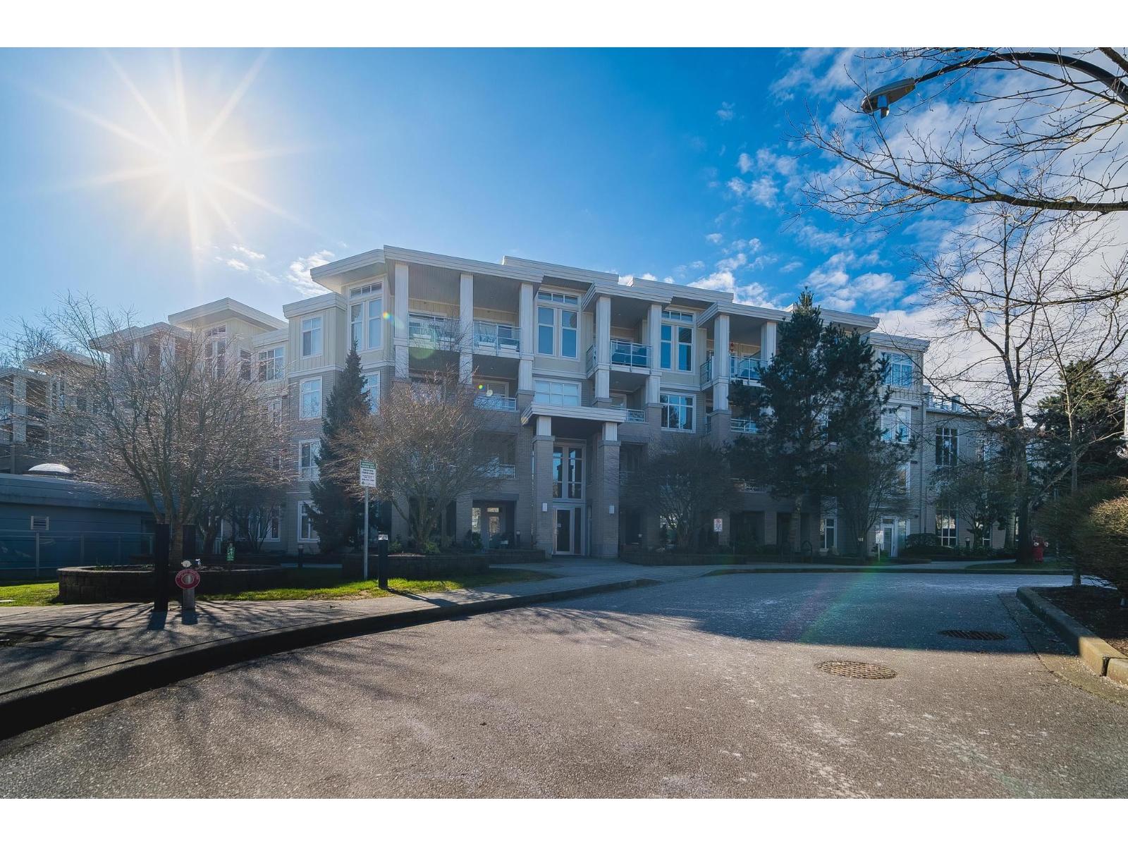 201 15428 31 AVENUE, Surrey, British Columbia