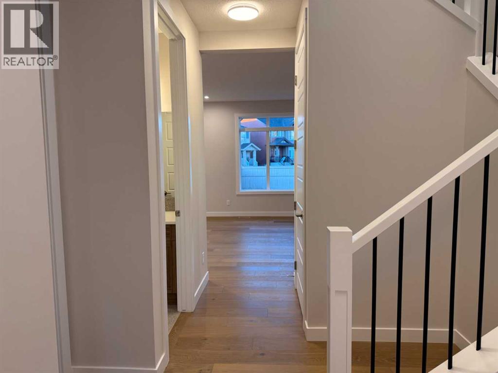 51 Sunrise Heath, Cochrane, Alberta  T4C 3C5 - Photo 8 - A2256885