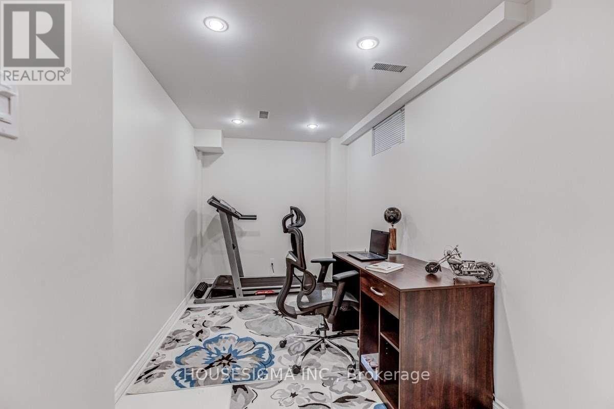 18 Fisher Crescent, Ajax (Central West), Ontario  L1T 2E6 - Photo 22 - E12824428